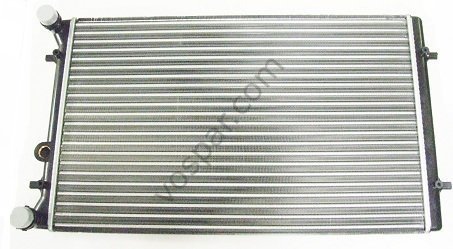 SU RADYATORU GOLF 4 BORA AKL