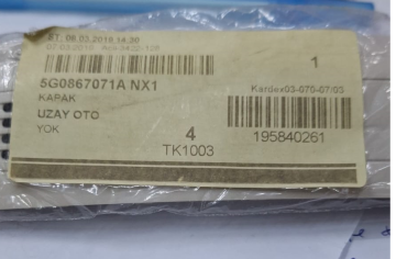 Passat Gözlük Raf Kapak Üstü 2016-2023 [5G0867071A NX1]